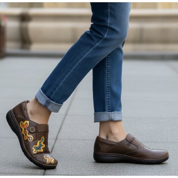 Clarks Hadleigha Structured Hand Painted Leather Loafers Comfort Women 9.5M - Picture 2 of 11